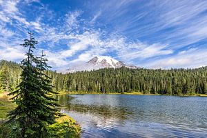 Striking Mount Rainier and Reflection Lake