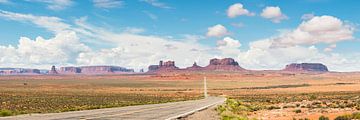 Monument Valley (panorama) by Volt