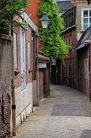 Een verstopt steegje in Leeuwarden.