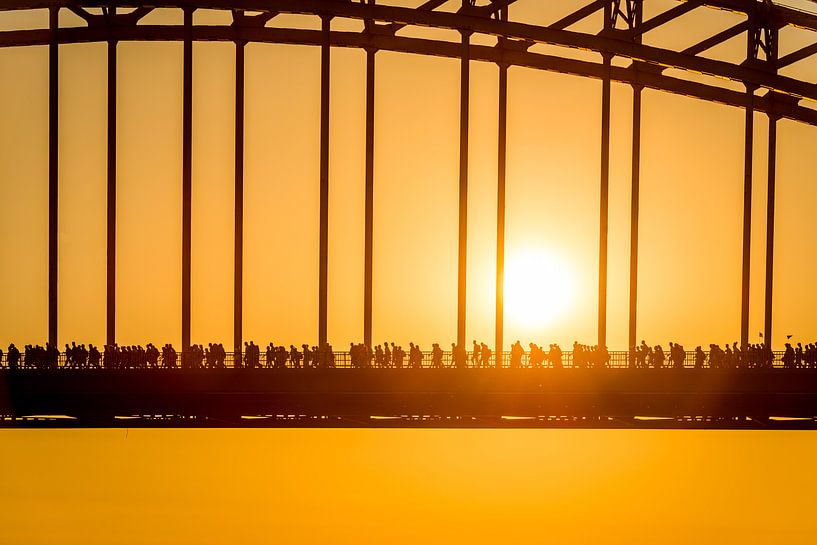 Vier -Tage-Marsch Nijmegen Waal Brücke von Sander Peters