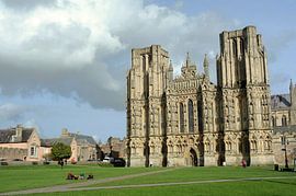Wells Cathedral by Richard Wareham