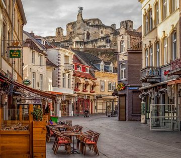 Centrum Valkenburg met Burcht van John Kreukniet