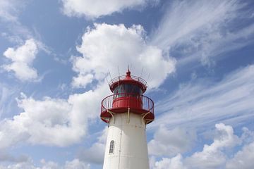 Lighthouse in Ellenbogen on Sylt with clouds