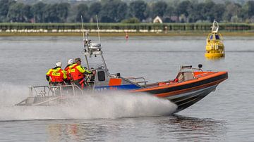 KNRM reddingboot Nikolaas Wijsenbeek van Roel Ovinge