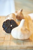 Schwarzer Knoblauch