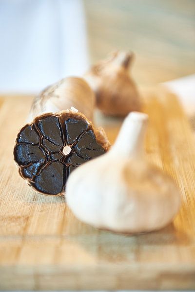 Schwarzer Knoblauch von Arnold van West