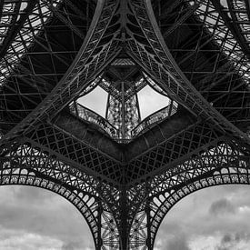 Tour Eiffel en noir et blanc sur Hans Altenkirch