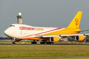 Centurion Cargo Boeing 747-400 gaat opstijgen. van Jaap van den Berg