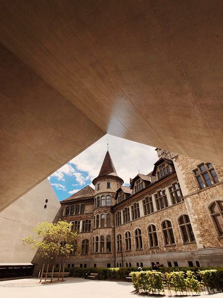 Zurich by Hello Pompoyo