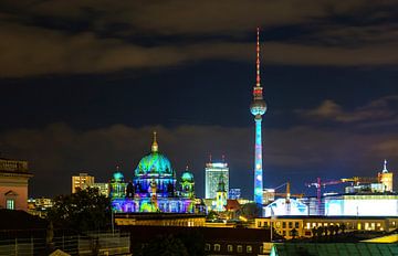 Berlijnse skyline 's nachts