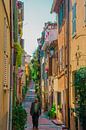 Street of Antibes von Justin Travel Miniaturansicht