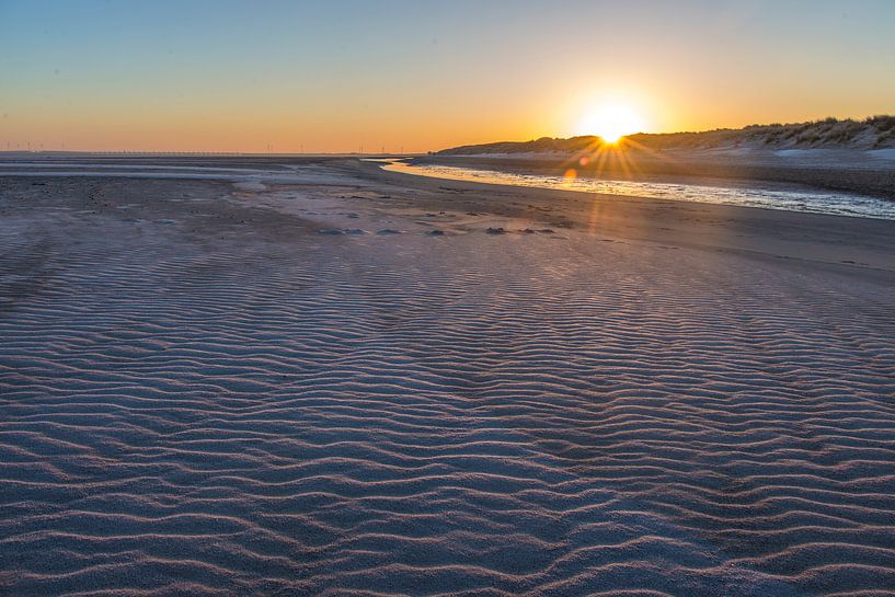 Zonsopkomst aan het strand van Marcel Klootwijk