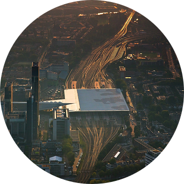 Rotterdam centraal station vanuit de lucht gezien van Anton de Zeeuw