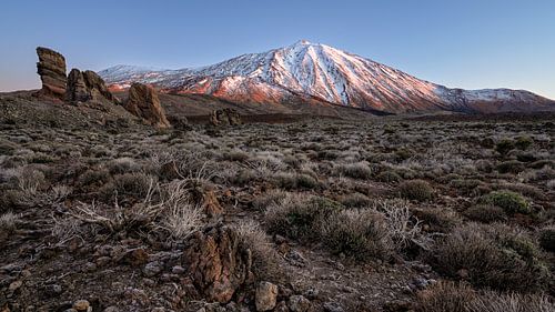 Erstes Licht am Teide - Wunderschönes Teneriffa von Rolf Schnepp