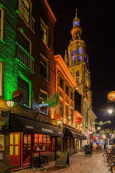 Breda in the evening (from the school street) by Alex Riemslag