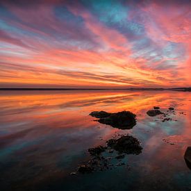 Mirror sunset by Rob van der Wal