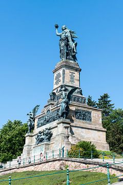Het indrukwekkende Niederwalddenkmal bij Rüdesheim van Wim Stolwerk
