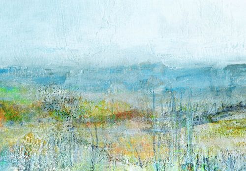Land met blauwe rotsen