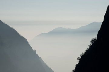 Bergen in Nepal van Ellis Peeters