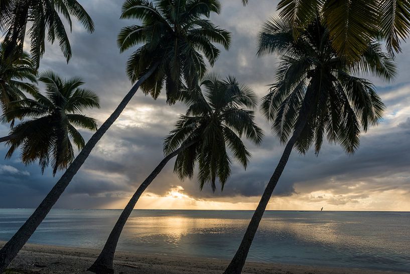 Zonsondergang Aitutaki van Laura Vink