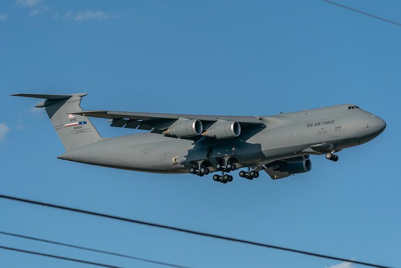 Lockheed C-5M Super Galaxy by Jaap van den Berg