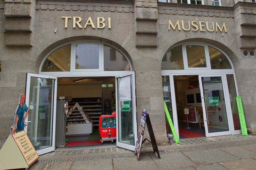 Ingang Trabi Museum van Edgar Schermaul