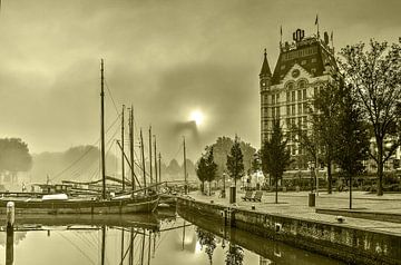 Nebel beim Alten Hafen - monochrom von Frans Blok