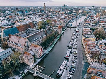 Zwolle Thorbeckegracht an einem kalten Wintermorgen von Sjoerd van der Wal Fotografie