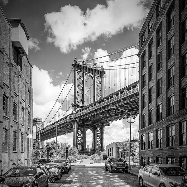 NEW YORK CITY Manhattan Bridge | Monochroom van Melanie Viola