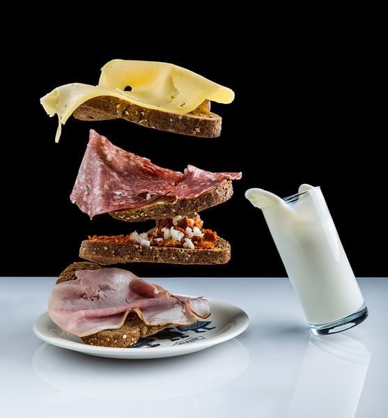 Swingend ontbijt met vliegend brood van AwesomePics