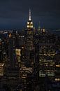 New York City in de avond van Nynke Altenburg thumbnail