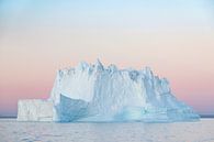 Iceberg Sunset van Rudy De Maeyer thumbnail