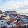 Vue du vieux quartier d'Alfama et du fleuve Tage à Lisbonne, au Portugal. sur Christa Stroo photography