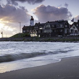 Urk tijdens de zonsondergang van Hanske Kroon