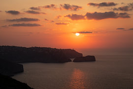 Lever du soleil sur les falaises de Morro Roabit sur Captured Created by Cathleen