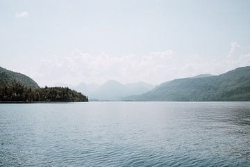 Het meer bij St. Wolfgang in Oostenrijk van Holly Klein Oonk