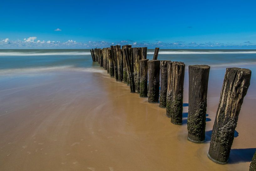 Breakwater 1 by peterheinspictures