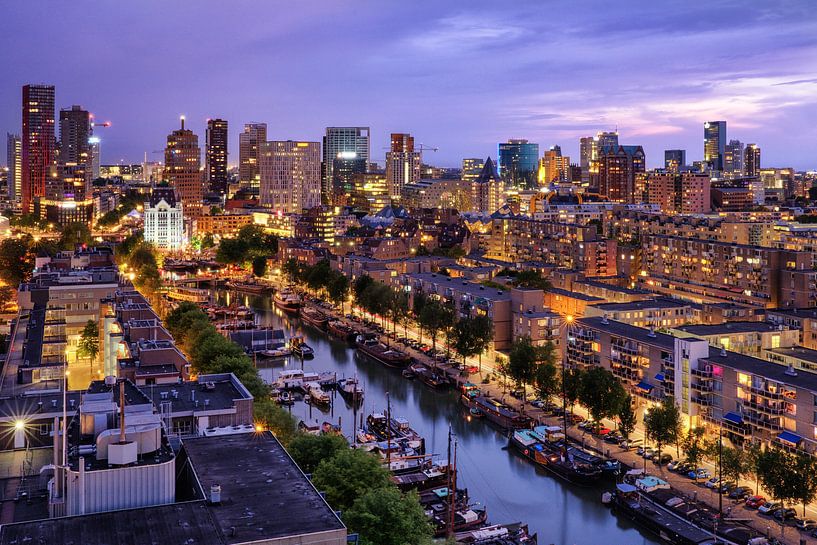 Skyline bij avondlicht | Rotterdam by Menno Verheij / #roffalove