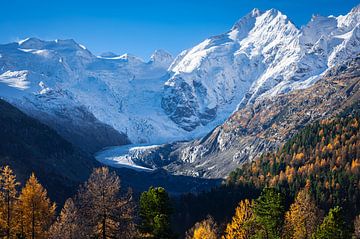 Zwitserse gletsjer in een herfstlandschap van Menno van der Haven