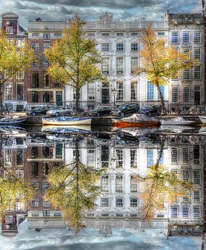 Water Reflection, Amsterdam Moats, The Netherlands van Maarten Kost