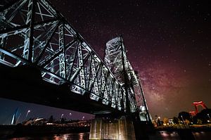 Railway bridge "de Hef' Rotterdam by Jim Looise