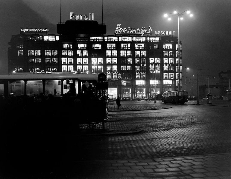 Rotterdam Stationsplein December 1963 van Roel Dijkstra