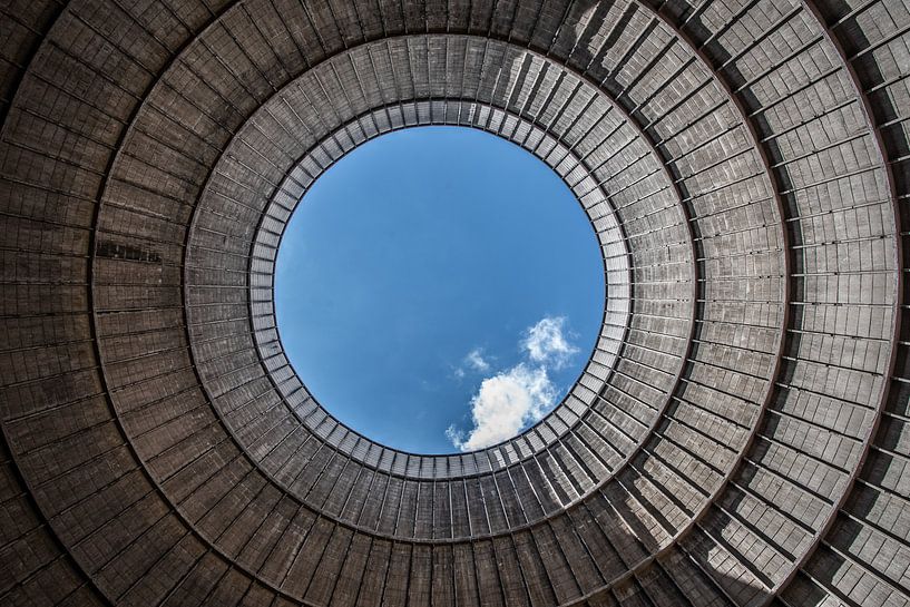 Verlassener Kühlturm von Thomas Vansteenacker