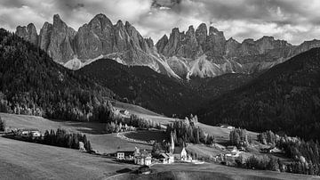 Santa Maddalena in Schwarz und Weiß