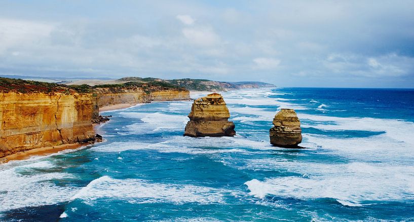 La mer agitée aux Douze Apôtres - Great Ocean Road, Australie par Be More Outdoor