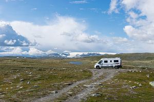 Camping-car sur le plateau de Hardangervidda sur Patrick Verhoef