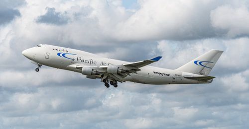 Take-off Kalitta Boeing 747-400 vrachtvliegtuig.