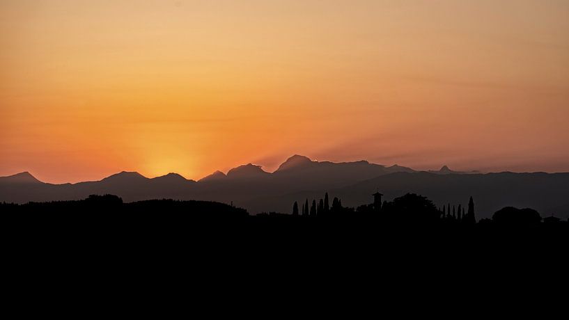 Zonsondergang in Toscane van Teun Ruijters