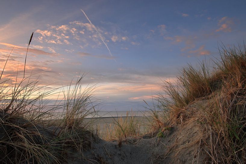 Zonsondergang op Ameland van Rinnie Wijnstra (FotoAmeland )