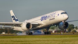 Landing Finnair Airbus A350-900 in Oneworld livery. van Jaap van den Berg